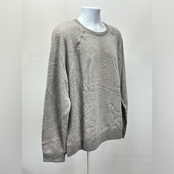 VINCE Men’s light gray wool Cashmere blend crew neck sweater size XXL. - Picture 4 of 13